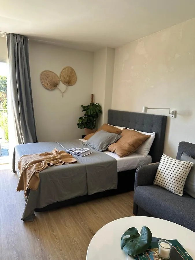 Minerva Estudio Suite La Biznaga , Beach And Pool Benalmadena 0*,  Spain
